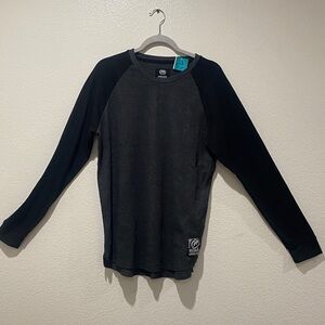 Ecko Unlimited Charcoal Knit Sleeve. Size L